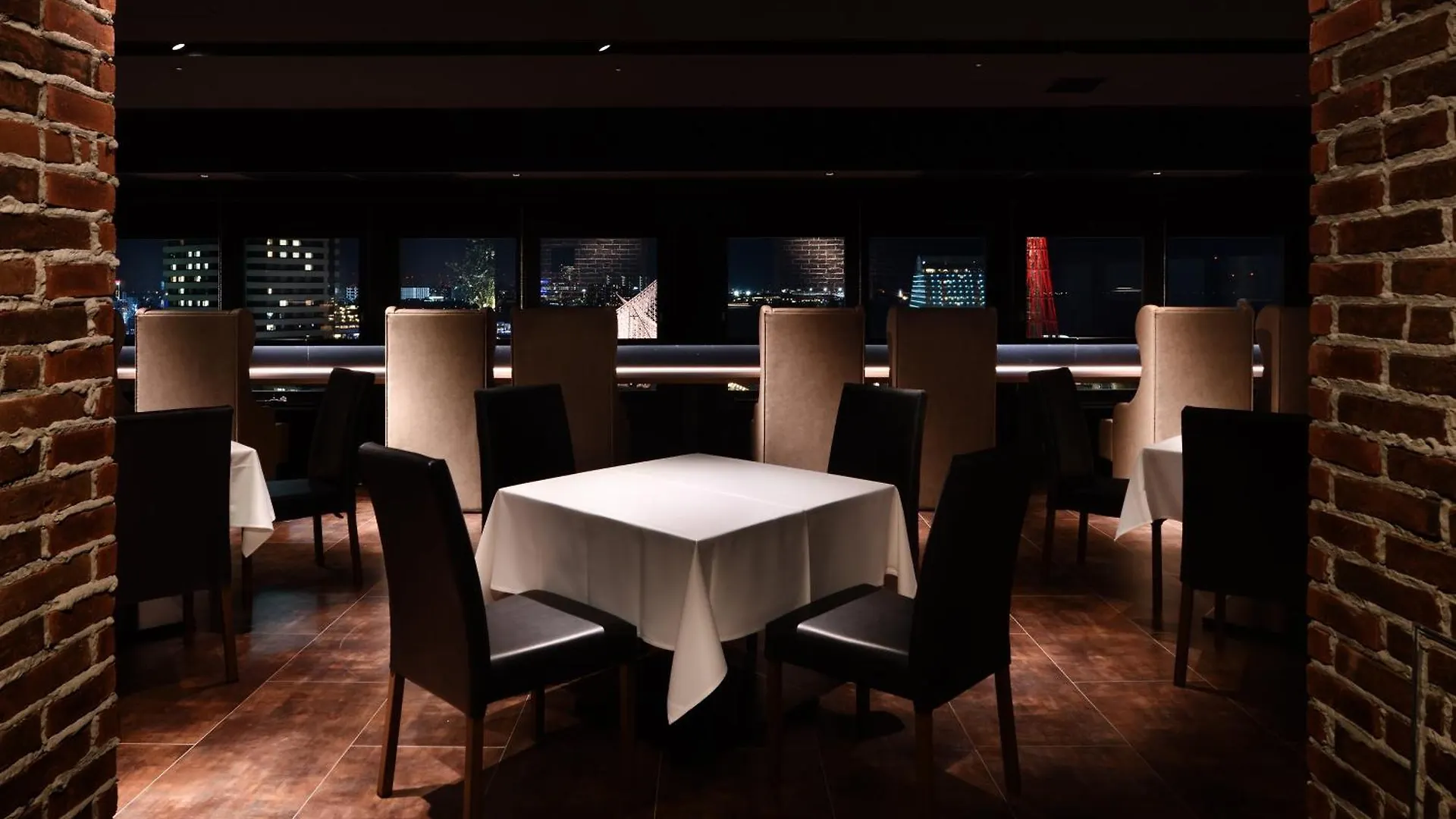 Kobe Port Tower Hotel