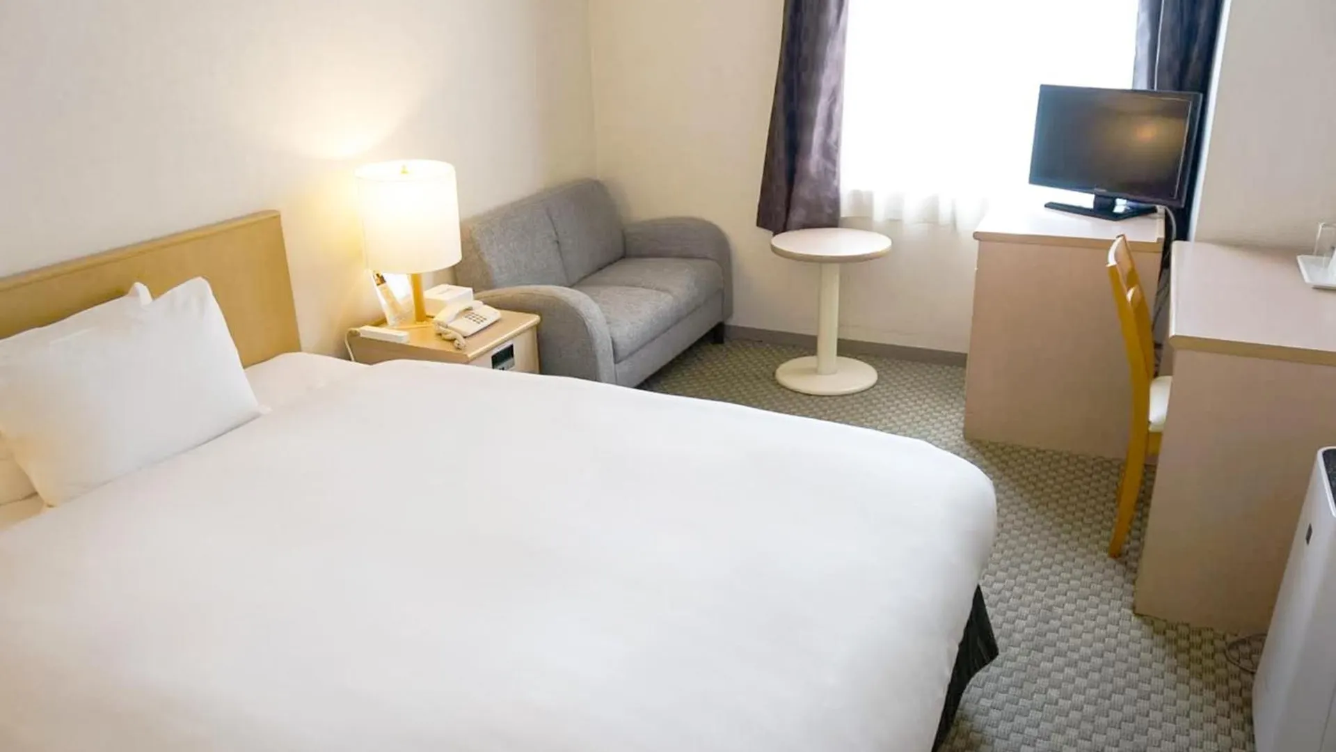 Kobe Port Tower Hotel